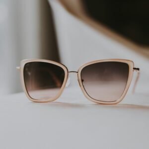 Cat eye parisian velvet